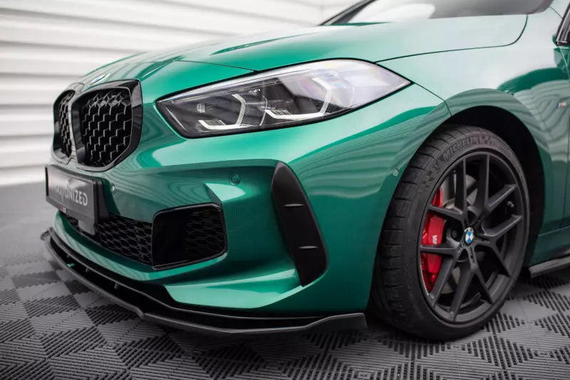 Maxton Design Lufteinlassabdeckungen der vorderen Stoßstange für BMW 1er F40 M-Paket / M135i – Ansicht 2
