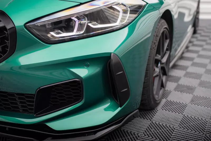 Maxton Design Lufteinlassabdeckungen der vorderen Stoßstange für BMW 1er F40 M-Paket / M135i – Ansicht 3
