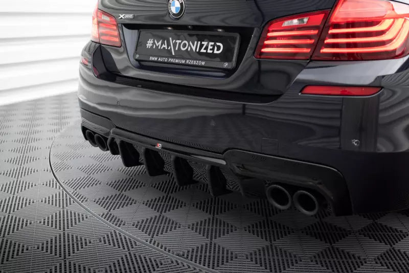 Maxton Design Heckdiffusor V.3 für BMW 5er M-Paket F10 / F11 Hochglanz schwarz – Ansicht 3