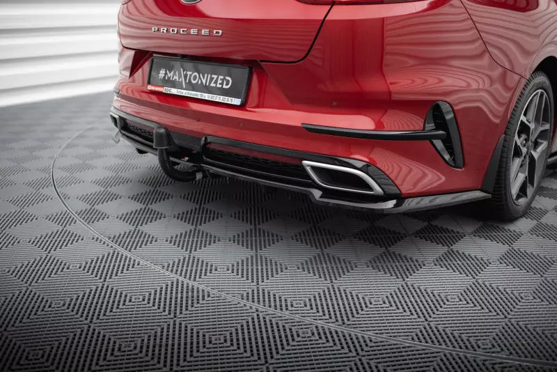Maxton Design Mittlerer Heckdiffusor für Kia ProCeed GT-Line Mk1 Hochglanz schwarz – Ansicht 1