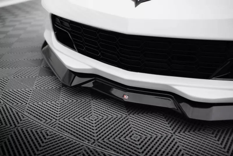Maxton Design Frontlippe V.2 für Chevrolet Corvette C7 Hochglanz schwarz – Ansicht 3