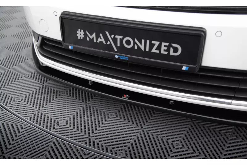 Maxton Design Frontlippe V.2 für Volkswagen Passat Limousine B7 Hochglanz schwarz – Ansicht 3