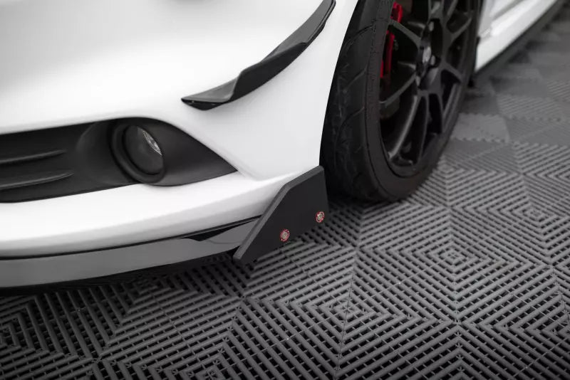 Maxton Design Frontlippe V.6 für Ford Fiesta ST Mk7 Facelift Hochglanz schwarz – Ansicht 4