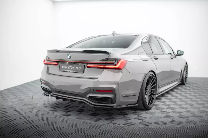 Maxton Design Heckdiffusor für BMW 7 G11 M-Paket Facelift Hochglanz schwarz – Ansicht 2