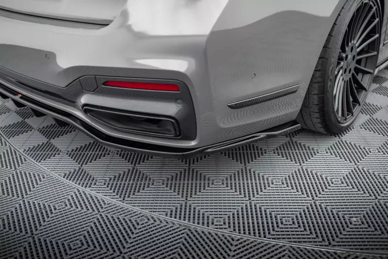 Maxton Design Heckdiffusor für BMW 7 G11 M-Paket Facelift Hochglanz schwarz – Ansicht 3