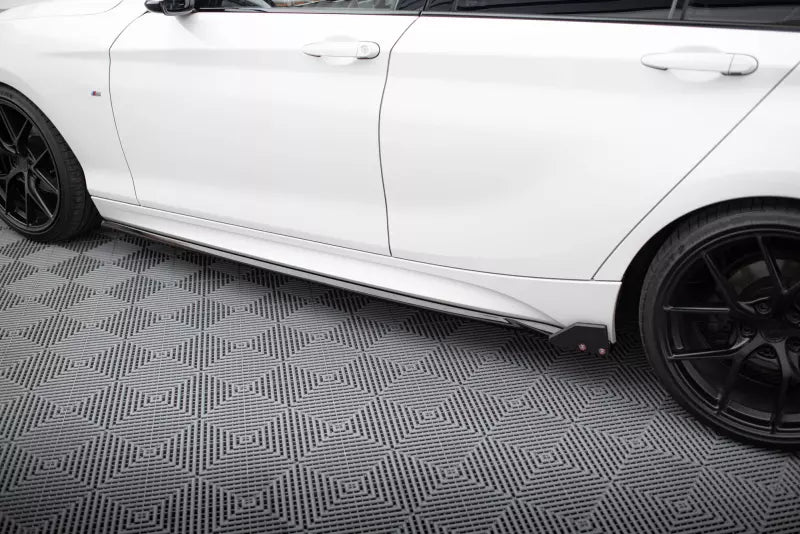 Maxton Design Seitenschweller (Paar) für BMW 1er F20 M-Paket / M140i Facelift Hochglanz schwarz – Ansicht 3