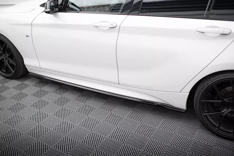 Maxton Design Seitenschweller (Paar) für BMW 1er F20 M-Paket / M140i Facelift Hochglanz schwarz – Ansicht 3