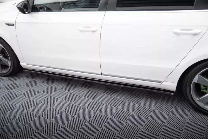 Maxton Design Seitenschweller (Paar) für VW Passat B7 Limousine / Variant Hochglanz schwarz – Ansicht 3