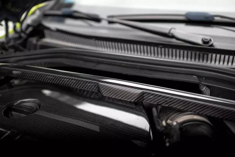 Maxton Design Carbon Domstrebe für BMW M135i F40 – Ansicht 3