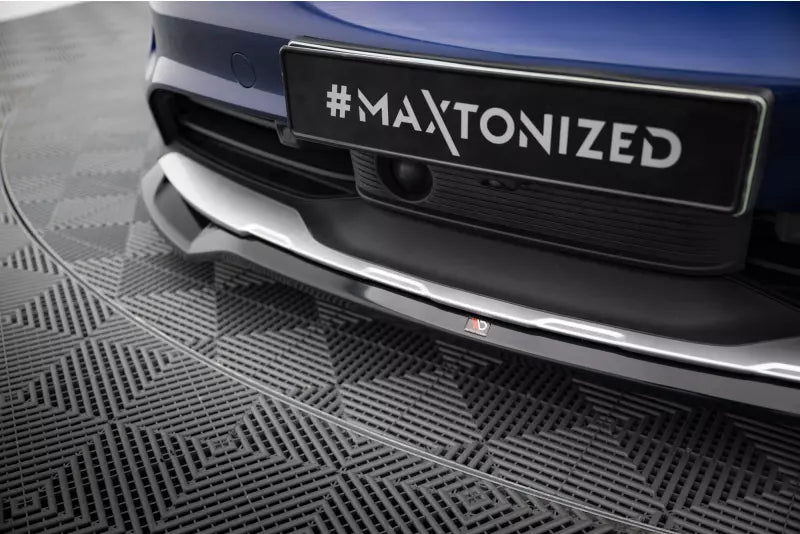 Maxton Design Frontlippe für Porsche Taycan Cross Turismo 4S Hochglanz schwarz – Ansicht 3