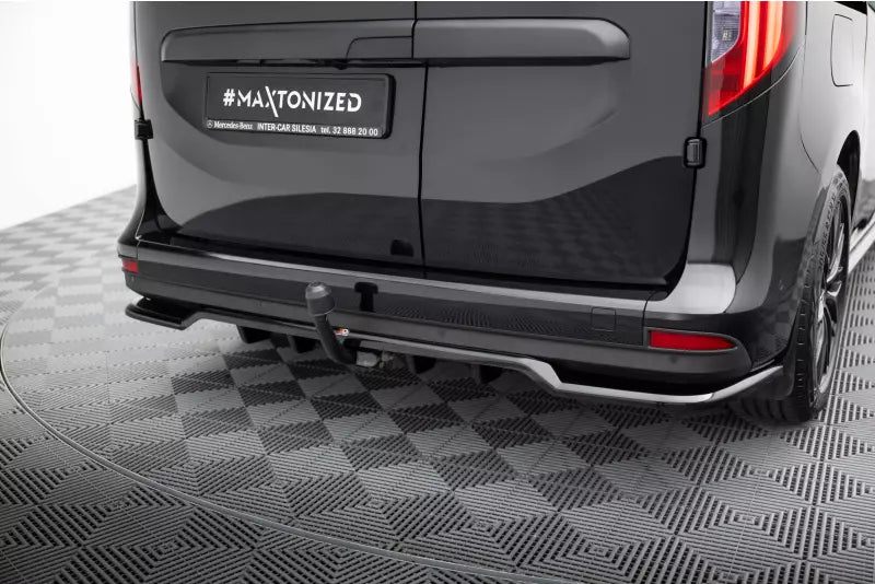 Maxton Design Heckdiffusor für Mercedes-Benz T Klasse W420 Hochglanz schwarz – Ansicht 1