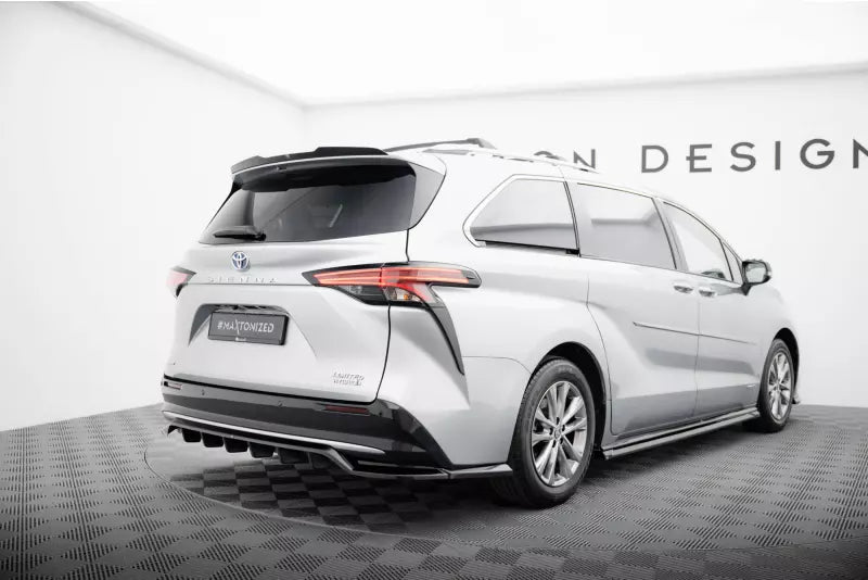 Maxton Design Heckdiffusor für Toyota Sienna Mk4 Hochglanz schwarz – Ansicht 2