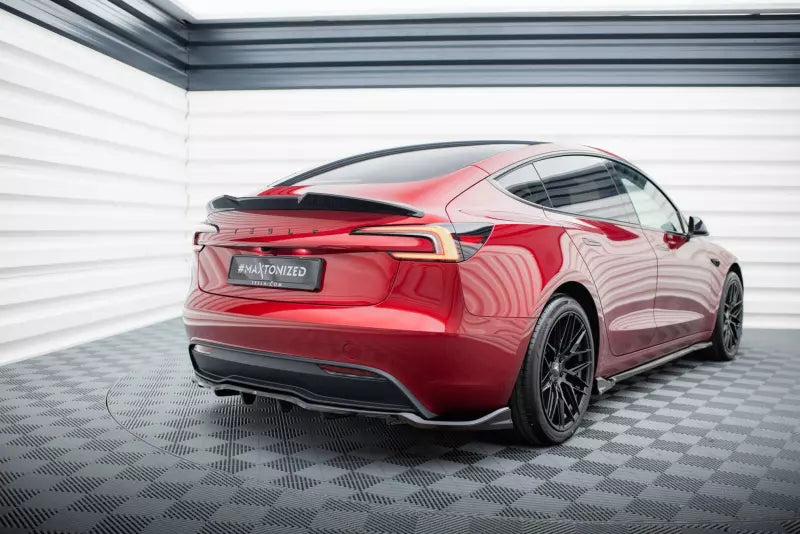 Maxton Design Heckdiffusor Tesla Model 3 Project Highland Facelift Hochglanz schwarz – Ansicht 1