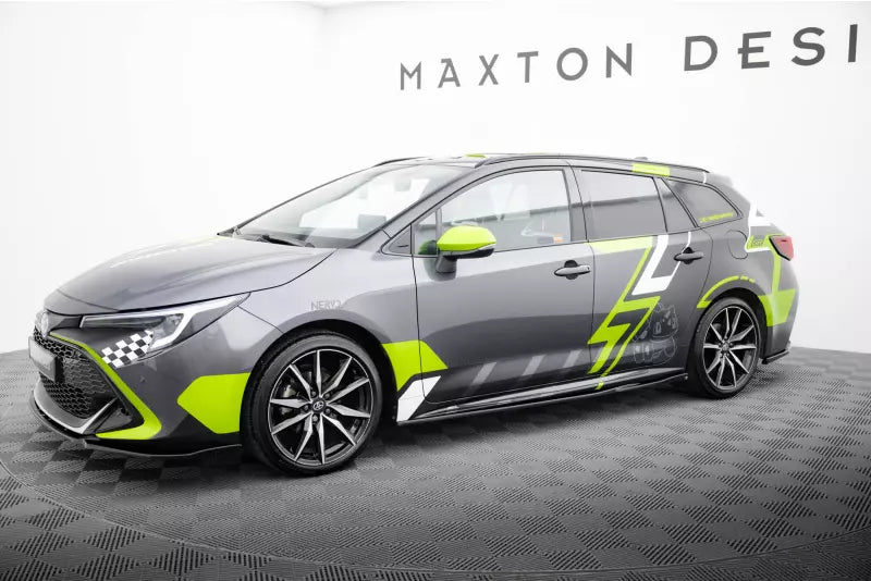 Maxton Design Seitenschweller (Paar) für Toyota Corolla GR Sport Touring Sports XII Hochglanz schwarz – Ansicht 2