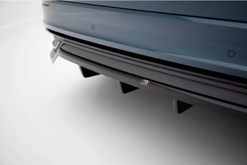 Maxton Design Heckdiffusor für Audi Q8 Mk1 Hochglanz schwarz – Ansicht 3