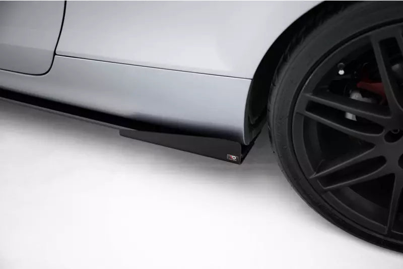 Maxton Design Street Pro Seitenschweller Flaps für Audi TT S / TT S-Line 8J Facelift Hochglanz schwarz – Ansicht 2