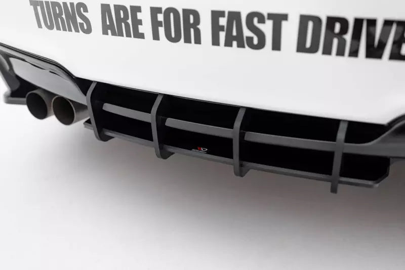 Maxton Design Street Pro Heckdiffusor für BMW 1er M Coupe E82 schwarz – Ansicht 3