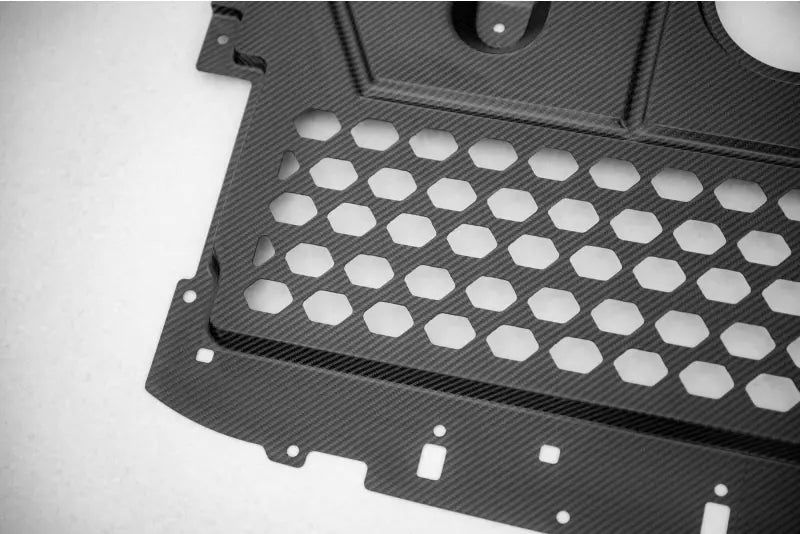 Maxton Design Carbon Fiber Motorabdeckung für BMW M2 G87 – Ansicht 4