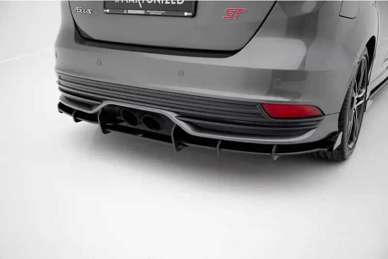 Maxton Design Street Pro Heckdiffusor für Ford Focus ST Mk3 Facelift schwarz mit Hochglanz Flaps – Ansicht 2