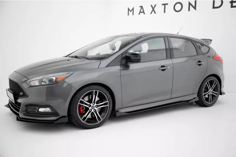 Maxton Design Street Pro Seitenschweller (Paar) für Ford Focus ST Mk3 Facelift schwarz mit Hochglanz Flaps – Ansicht 2