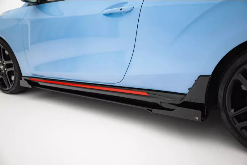Maxton Design Street Pro Seitenschweller Flaps für Hyundai Veloster N Mk2 Hochglanz schwarz – Ansicht 3