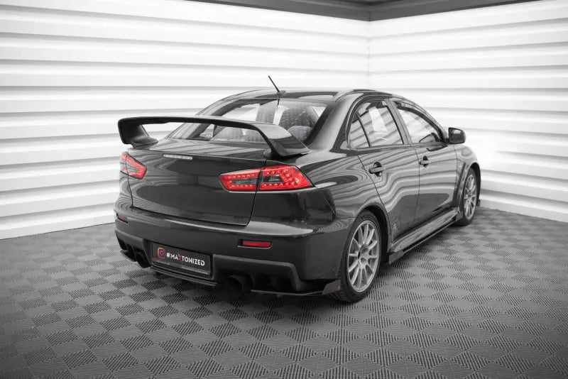 Maxton Design Street Pro Diffusor Flaps für Mitsubishi Lancer EVO X schwarz mit Hochglanz Flaps – Ansicht 2
