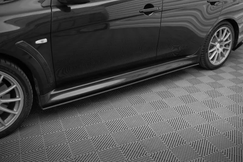 Maxton Design Street Pro Seitenschweller (Paar) für Mitsubishi Lancer EVO X schwarz – Ansicht 1