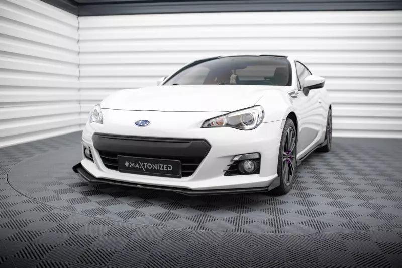 Maxton Design Street Pro Frontlippe V.1 für Subaru BRZ Mk1 schwarz mit Hochglanz schwarzen Flaps – Ansicht 1