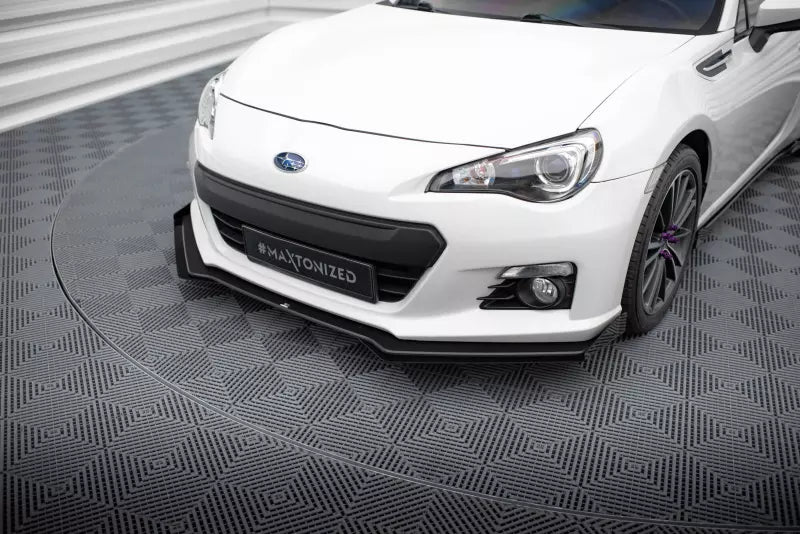 Maxton Design Street Pro Frontlippe V.1 für Subaru BRZ Mk1 schwarz mit Hochglanz schwarzen Flaps – Ansicht 4