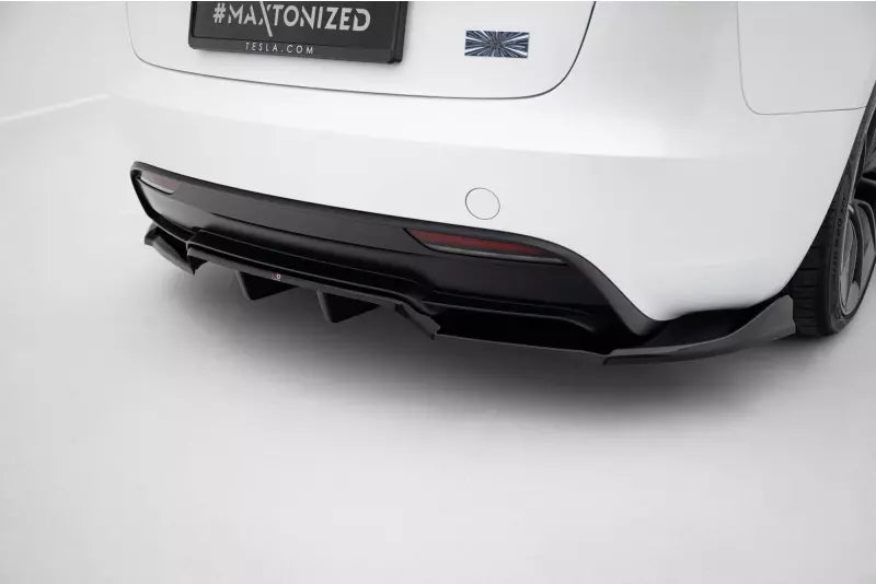Maxton Design Heckdiffusor V.1 für Tesla Model 3 Performance Mk1 Facelift Hochglanz schwarz – Ansicht 1