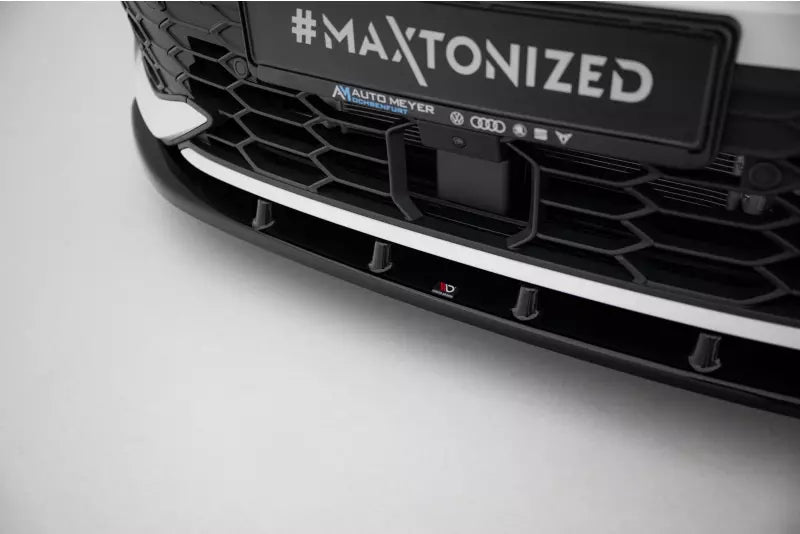 Maxton Design Frontlippe V.1 für VW Golf 8 Facelift GTI / GTE / R-Line Hochglanz schwarz – Ansicht 3
