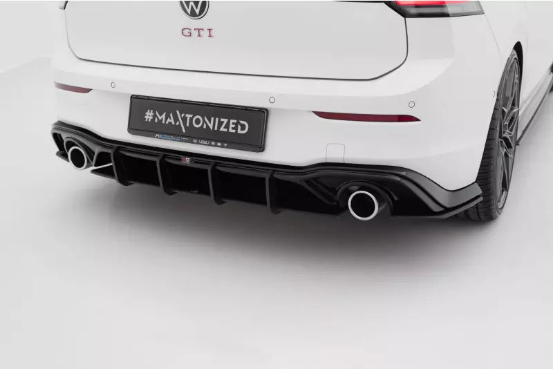Maxton Design Street Pro Heckdiffusor V.3 für VW Golf 8 GTI schwarz – Ansicht 1