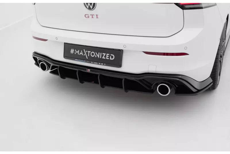 Maxton Design Street Pro Heckdiffusor V.5 für VW Golf 8 GTI schwarz – Ansicht 1
