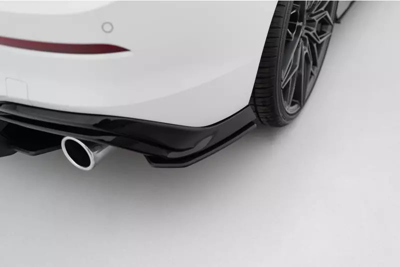 Maxton Design Street Pro Diffusor Flaps V.2 für VW Golf 8 GTI schwarz – Ansicht 1