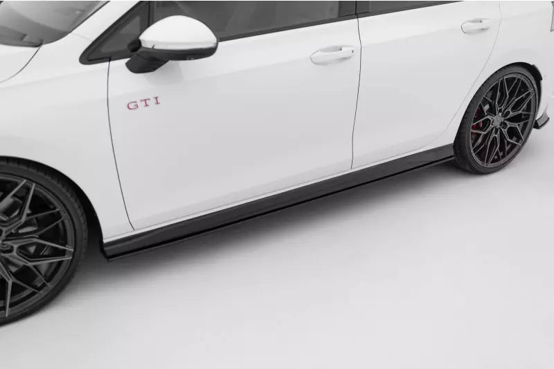 Maxton Design Street Pro Seitenschweller (Paar) V.2 für VW Golf 8 Facelift GTI / GTE / GTI Clubsport / R-Line schwarz – Ansicht 1