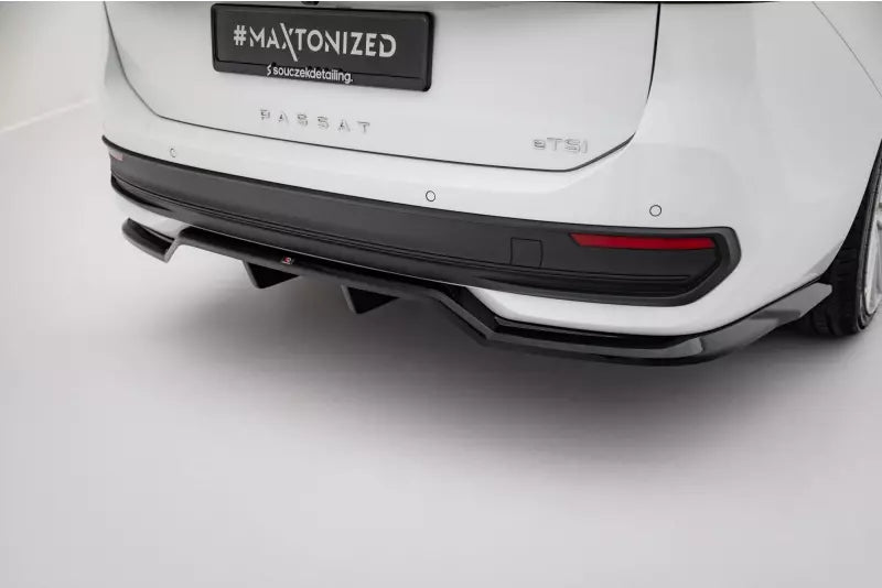 Maxton Design Heckdiffusor für VW Passat B9 Hochglanz schwarz – Ansicht 1
