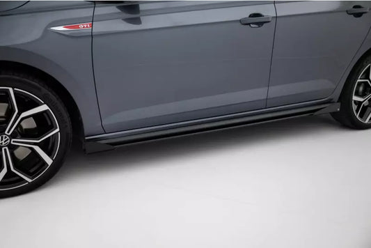 Maxton Design Street Pro Seitenschweller (Paar) für VW Polo GTI Mk6 Facelift schwarz mit Hochglanz schwarzen Flaps – Ansicht 1