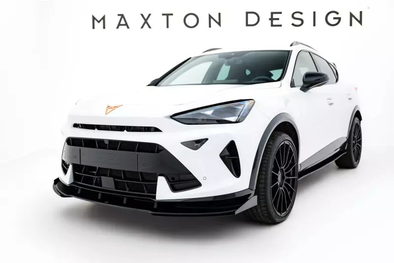 Maxton Design Street Pro Frontlippe mit Flaps für Cupra Formentor Mk1 Facelift matt schwarz mit Hochglanz Flaps – Ansicht 1