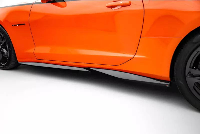 Maxton Design Seitenschweller (Paar) V.1 für Chevrolet Camaro SS Mk6 Facelift Hochglanz schwarz – Ansicht 3