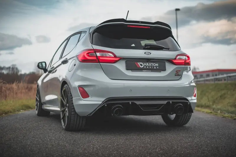 Maxton Design Heckdiffusor mit Milltek Sportauspuff für Ford Fiesta ST Mk8 + GPF System – Ansicht 1