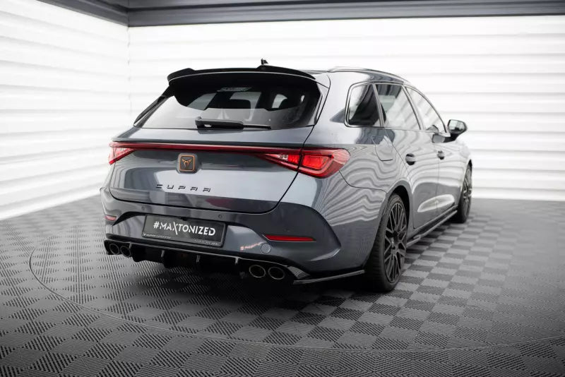Maxton Design Heckdiffusor für Cupra Leon ST Mk1 schwarz Hochglanz (Passend für Fahrzeuge mit Anhängerkupplung) Hochglanz schwarz – Ansicht 1