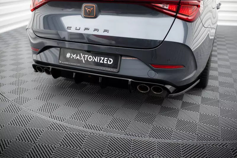 Maxton Design Heckdiffusor für Cupra Leon ST Mk1 schwarz Hochglanz (Passend für Fahrzeuge mit Anhängerkupplung) Hochglanz schwarz – Ansicht 2