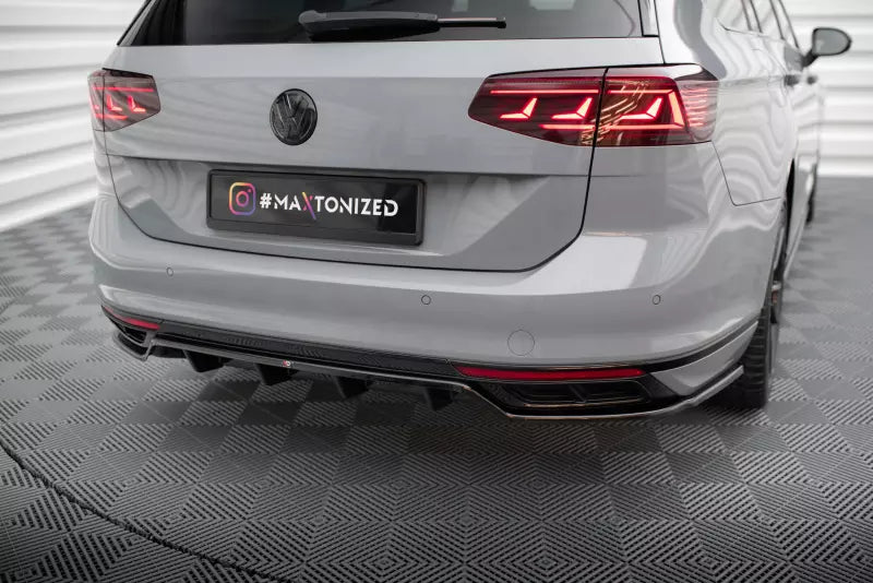 Maxton Design Heckdiffusor für VW Passat R-Line B8 Facelift Hochglanz schwarz – Ansicht 1