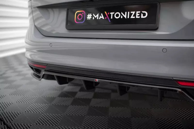 Maxton Design Heckdiffusor für VW Passat R-Line B8 Facelift Hochglanz schwarz – Ansicht 2
