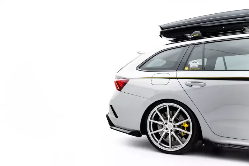 Maxton Design Diffusor Flaps V.4 für Skoda Octavia RS Liftback / Combi Mk4 / Mk4 Facelift Hochglanz schwarz – Ansicht 4