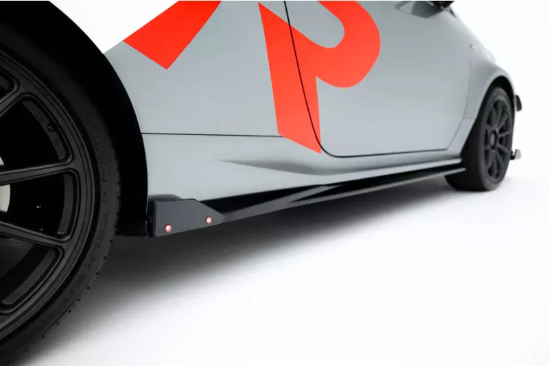 Maxton Design Seitenschweller (Paar) mit Flaps für Toyota Yaris GR Mk4 Facelift Hochglanz schwarz – Ansicht 4