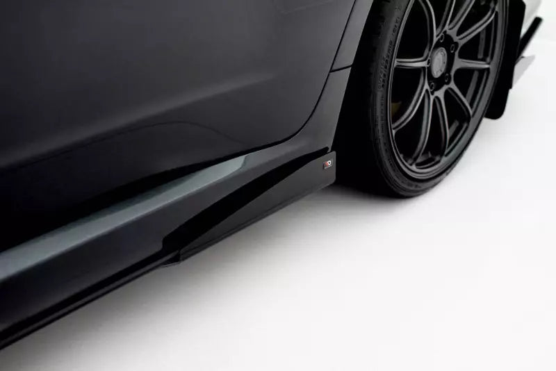 Flaps für Street Pro Seitenschweller von Maxton Design für Subaru Impreza WRX STI Mk3 Facelift Hochglanz schwarz – Ansicht 4