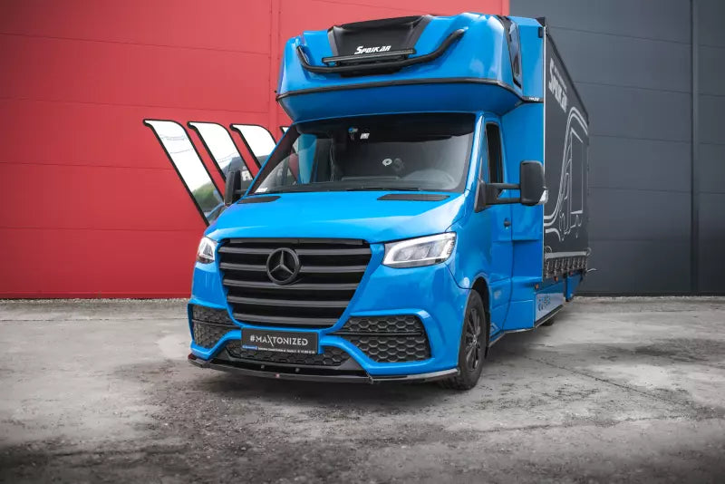 Maxton Design Frontlippe mit Flaps für Mercedes Sprinter Mk3 Hochglanz schwarz – Ansicht 4