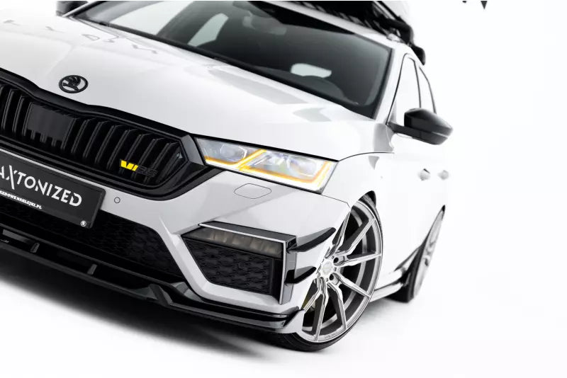 Maxton Design Frontlippe V.5 für Skoda Octavia RS Mk4 Hochglanz schwarz – Ansicht 3