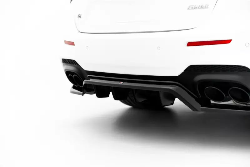 Maxton Design Heckdiffusor für Maserati Ghibli Modena Mk3 Facelift Hochglanz schwarz – Ansicht 1